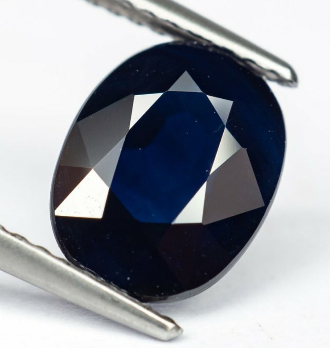 Safír - 3.03 ct s certifikátem