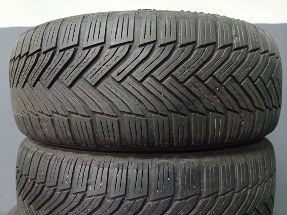 205/55 R16 MICHELIN (2918)