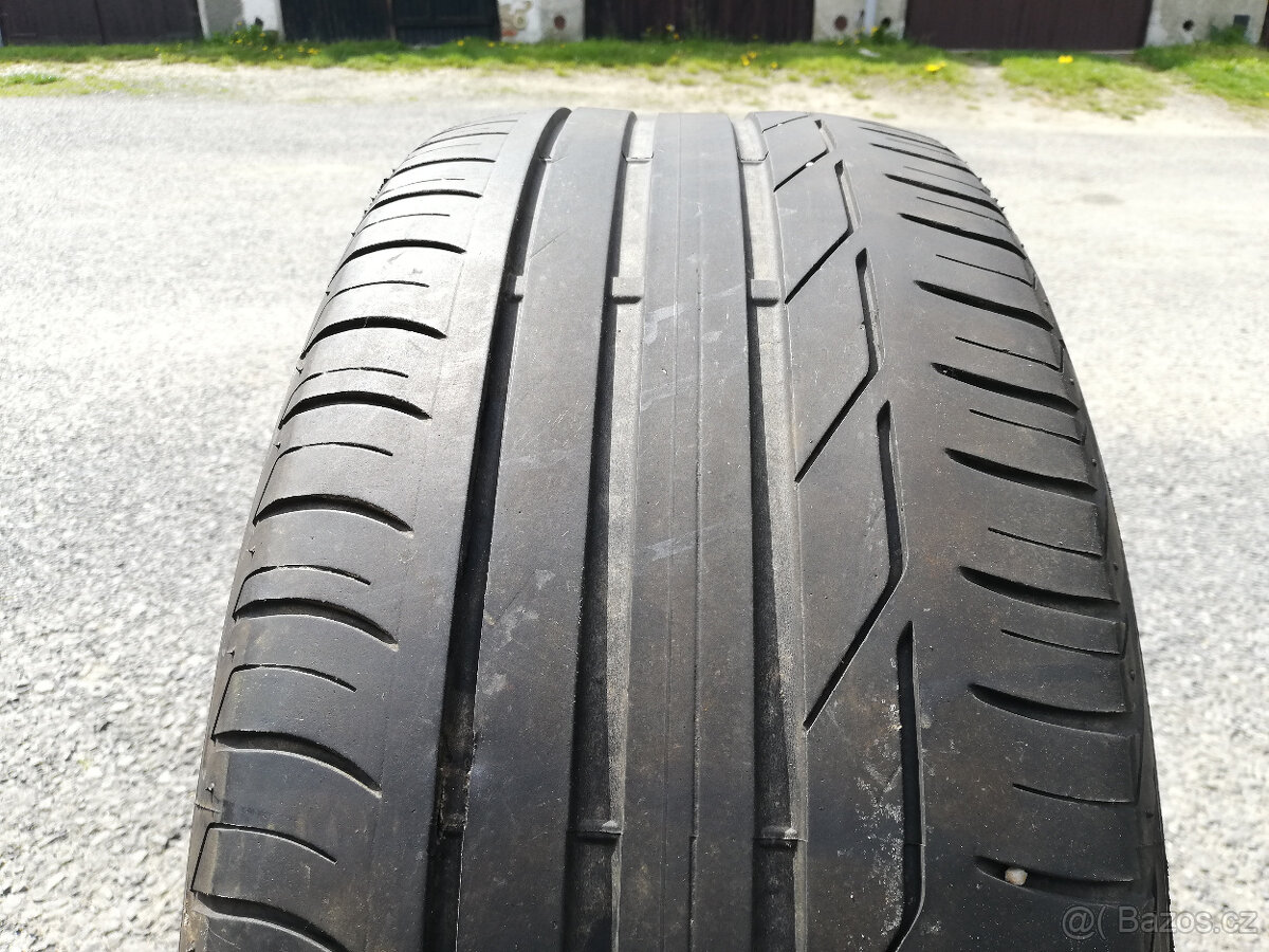 Letní pneu BRIDGESTONE Turanza T001 - 225/50 R18