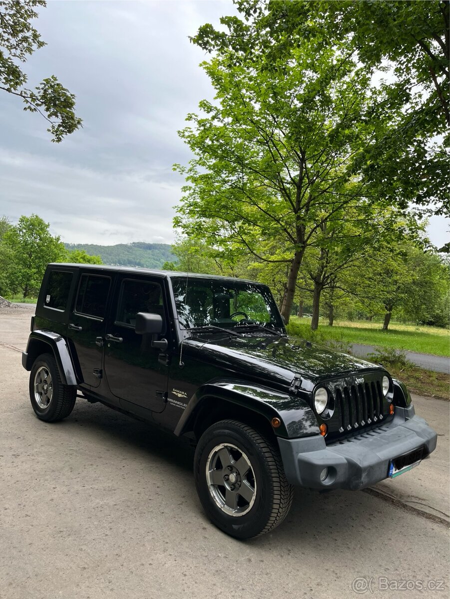 Jeep Wrangler sahara 3.8