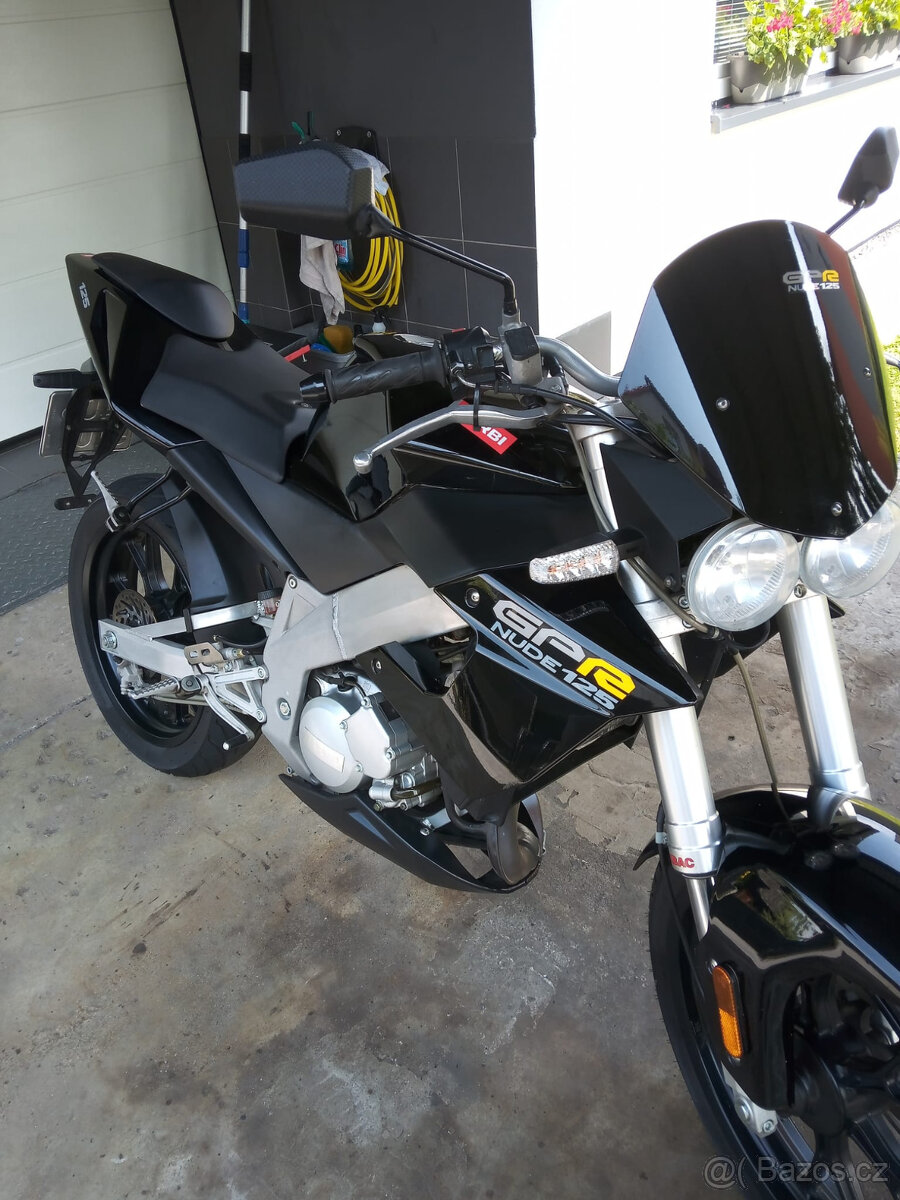 DERBI GPR NUDE 125 2TAKT 11KW 6 RYCHLOSTÍ