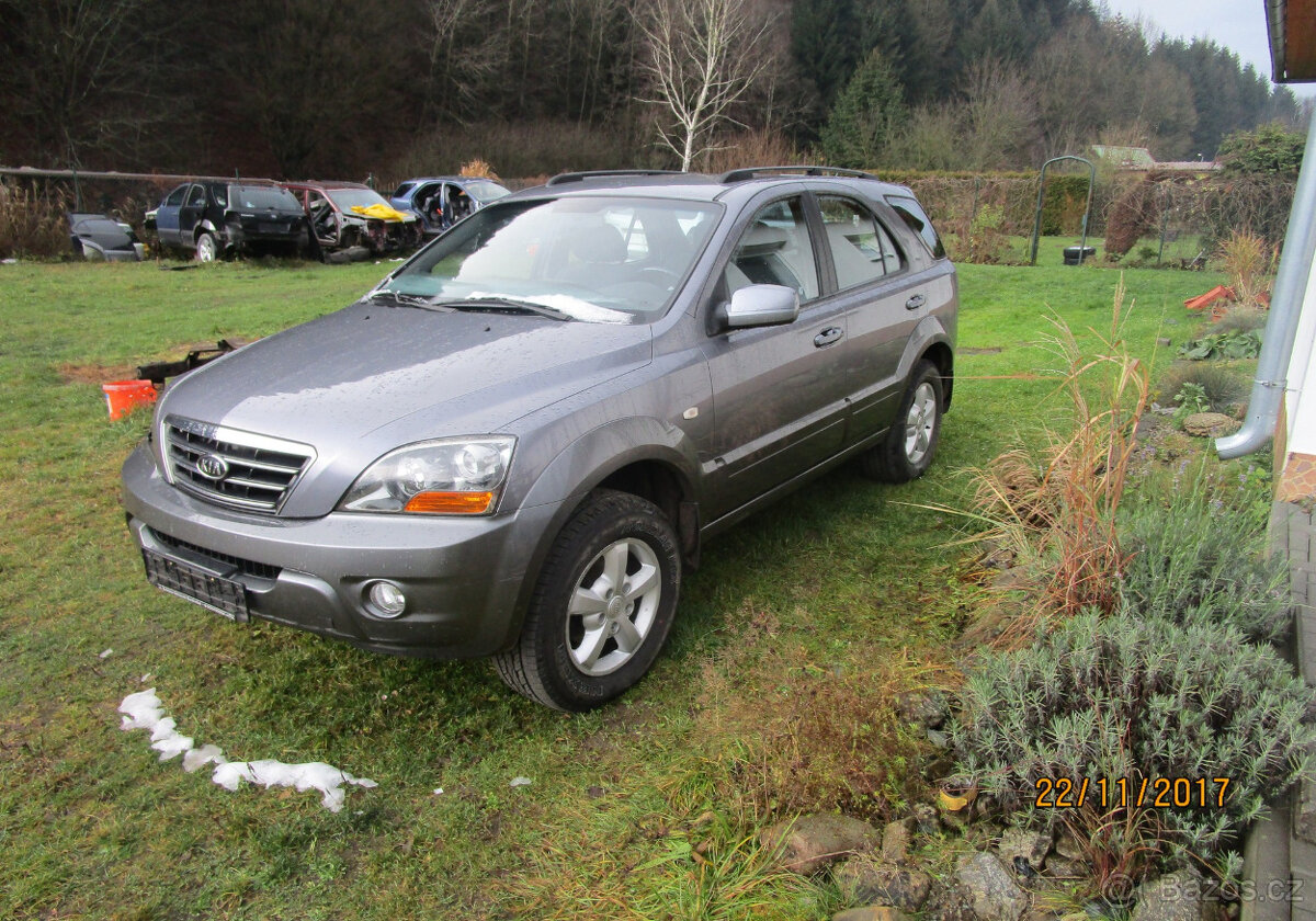 Kia Sorento Facelift 2,5 Crdi 125kw rv 2008 šeda met.