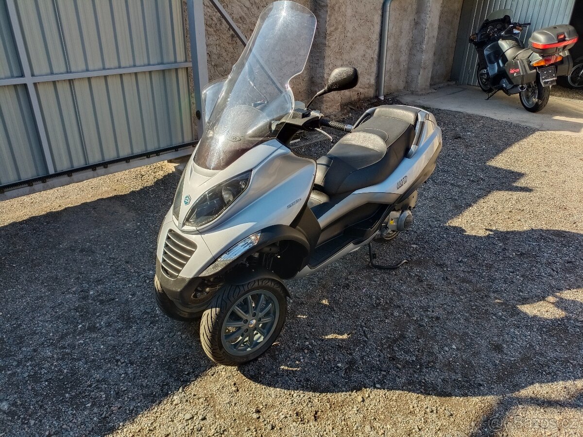 Piaggio mp3 250 LT CZ doklady v ceně