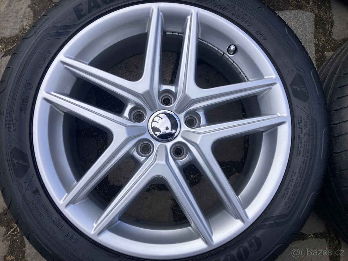 Alu VW / ŠKODA / AUDI 17" 5x112 letní GOODYEAR 225/45R17