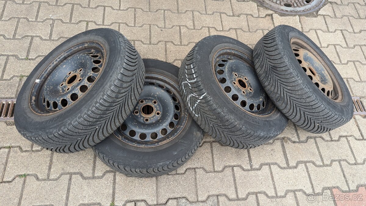 Kola zimní pneumatiky Škoda Octavia 2