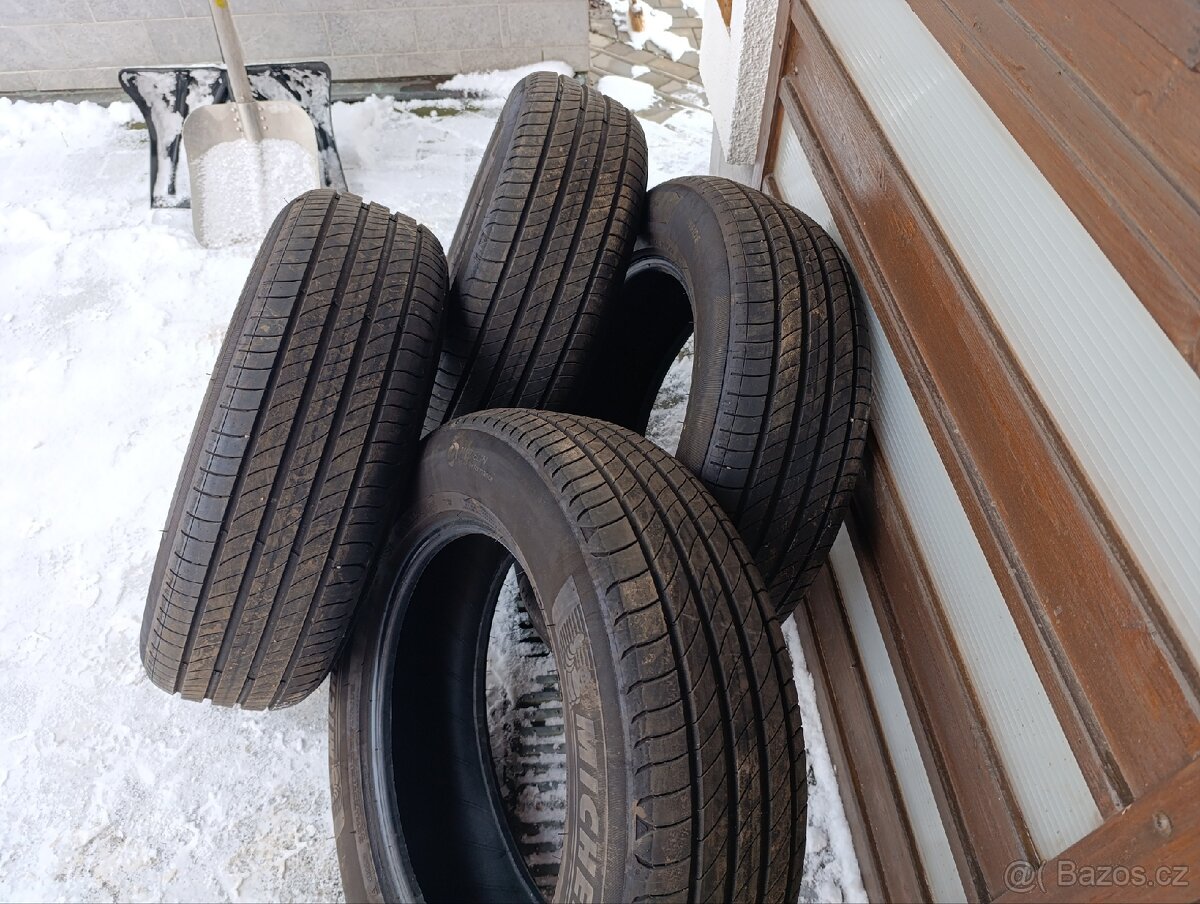 Pneumatiky 215/65 R17 letní Michelin