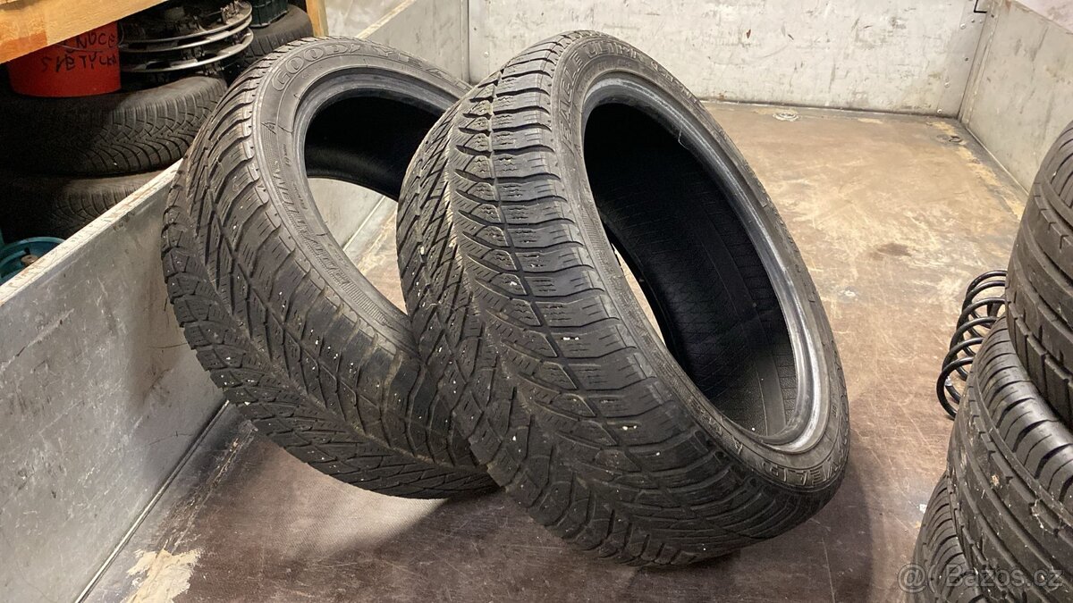 Goodyear eagle ultra grip 245 45 r18 96v