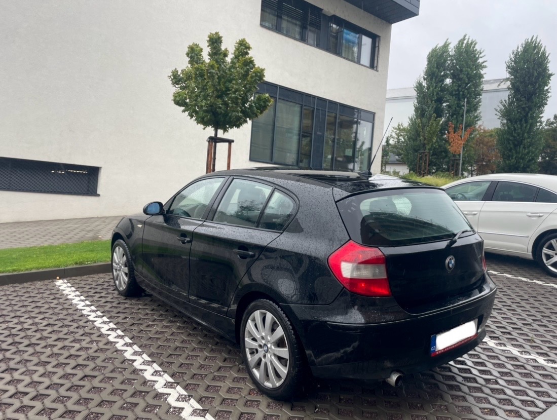 Prodám pěkné bmw e87 116i 85Kw nova STK do 9/2026