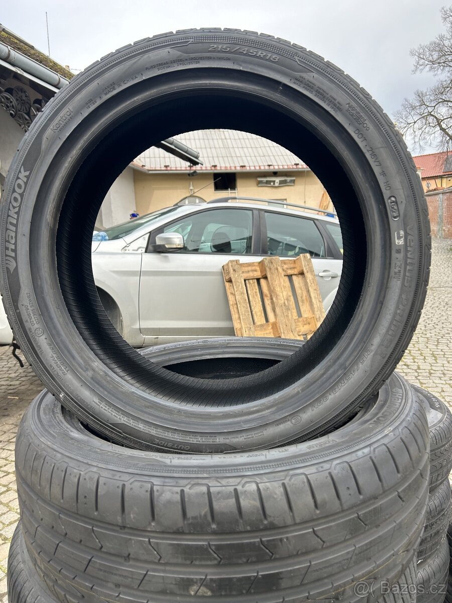 Letní pneu Hankook 215/45r18