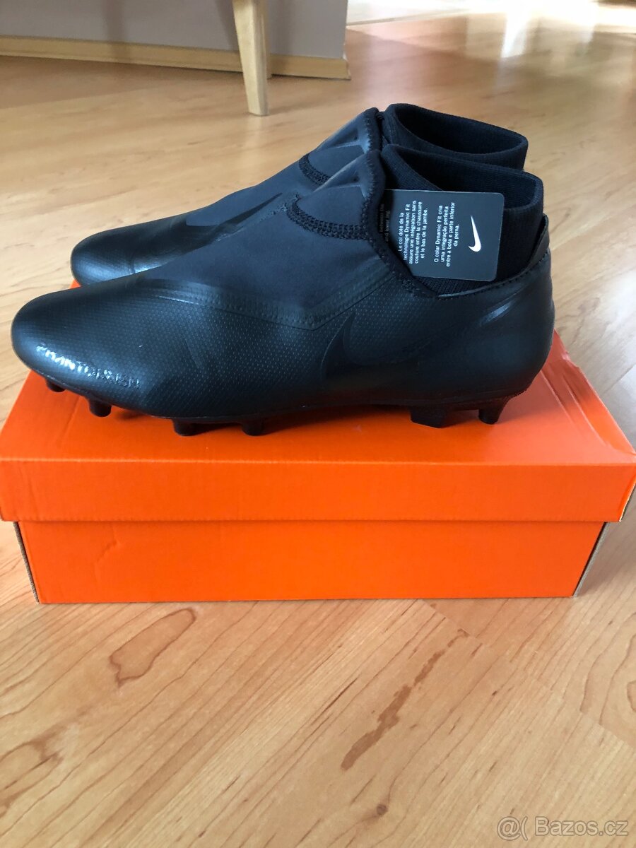 Kopačky Nike Phantom Academy vel 45,5