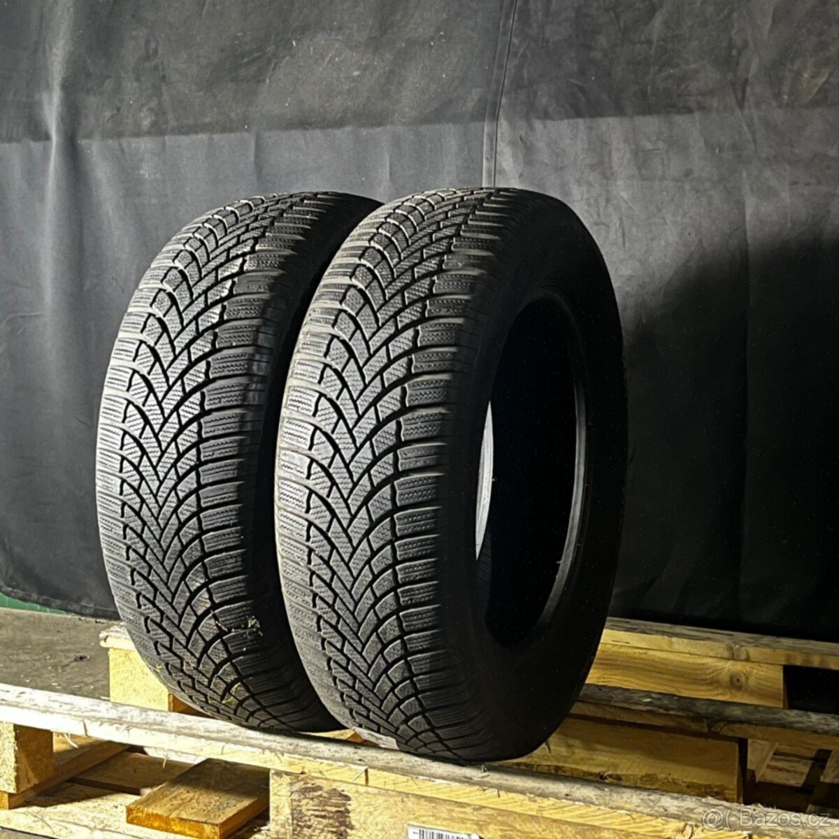 Zimní pneu 235/60 R17 106H Bridgestone 6mm