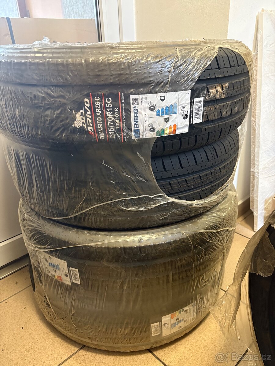 ARIVO TRANSITO ARZ6-C 215/70 R15C