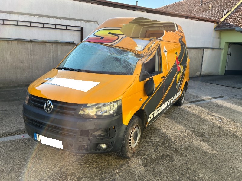 Vw T5 2.0tdi L2H3 rok 2014 pouze 168 tis km