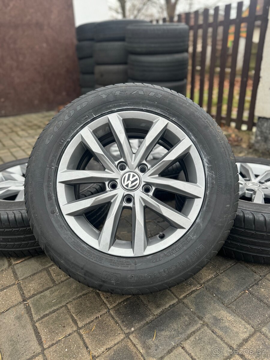 ORIGINÁL Alu Volkswagen Sepang R16, 5x112 - TOP STAV