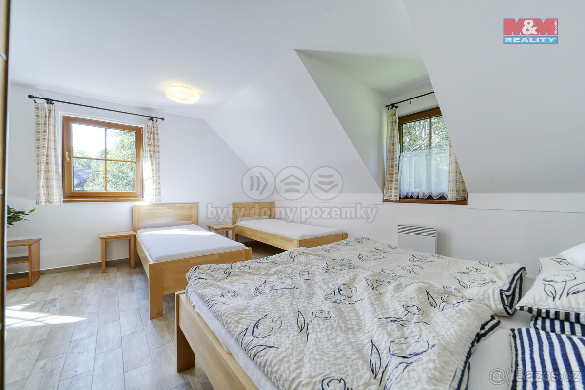 Pronájem bytu 1+kk, 53 m², Stožec