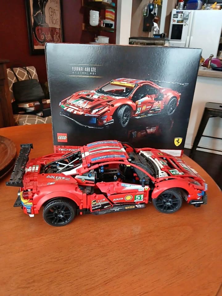 Lego Technic 42143 Ferrari