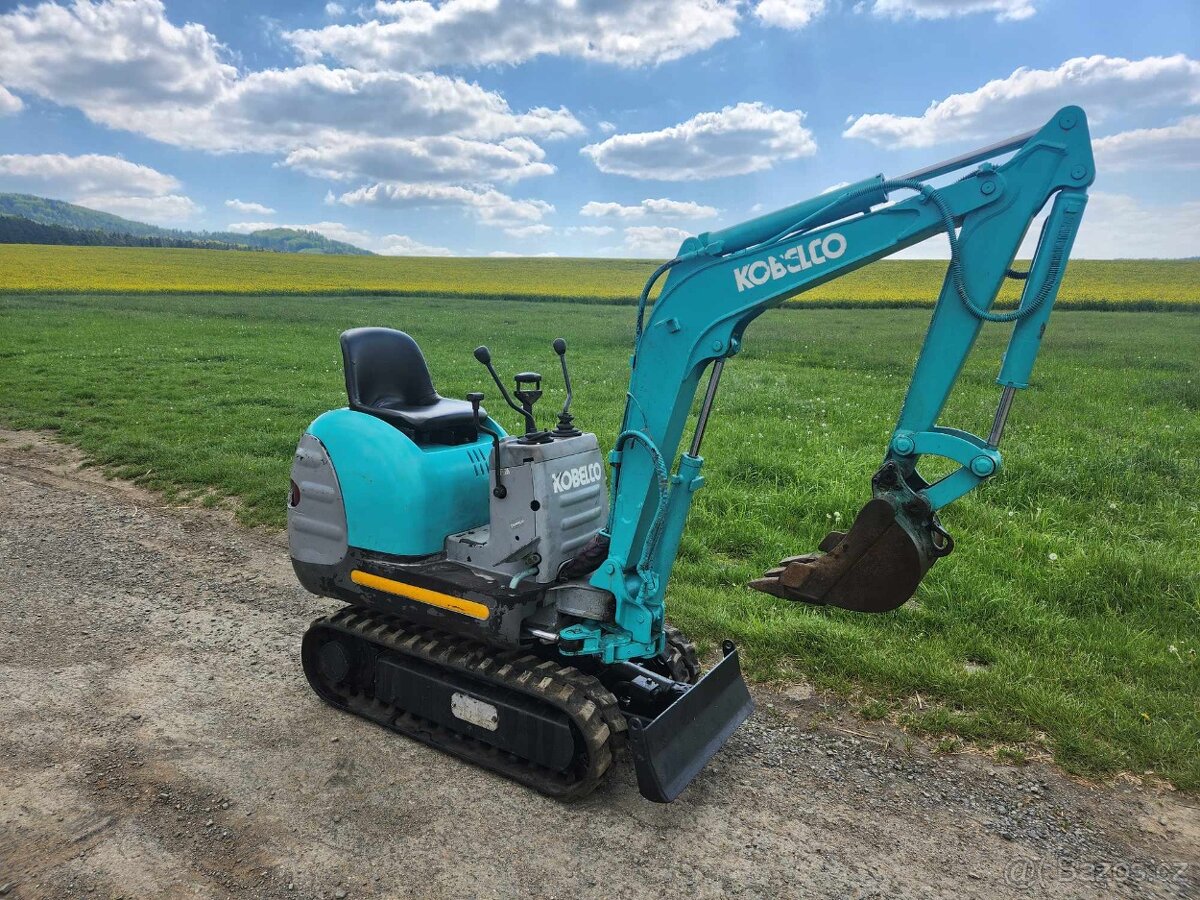 JAPONSKÝ MINIBAGR KOBELCO SK007 700KG