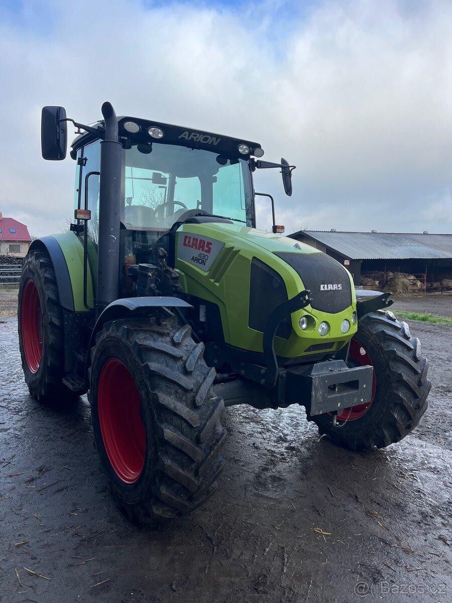 Traktor Claas Arion 430