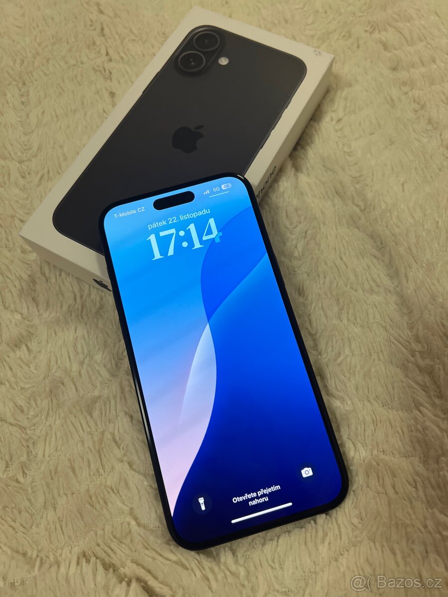 iPhone 16 Plus (černý, 256GB)