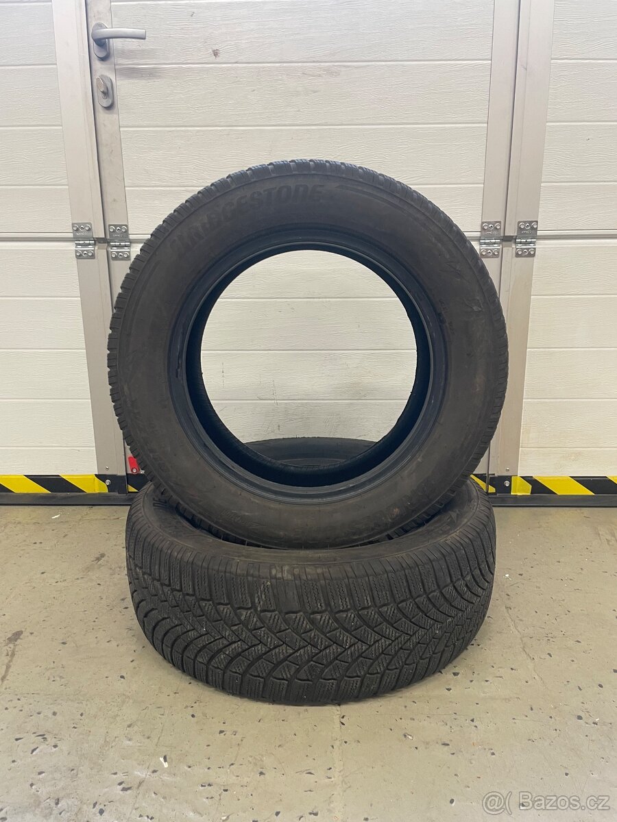 2ks zimní pneu 215/60R16 BRIDGESTONE 5mm