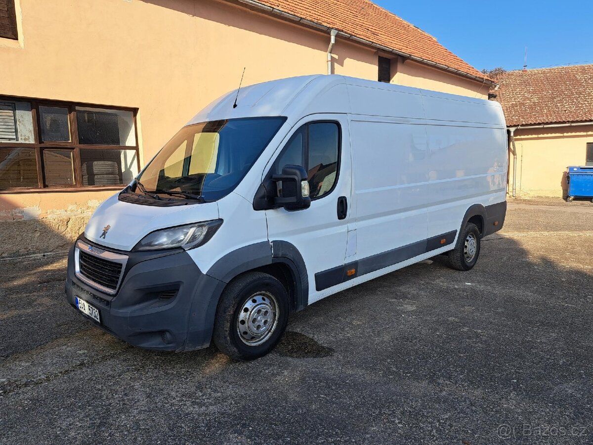 Peugeot Boxer 2.2 HDI, 6 rychlostí, koupeno v ČR