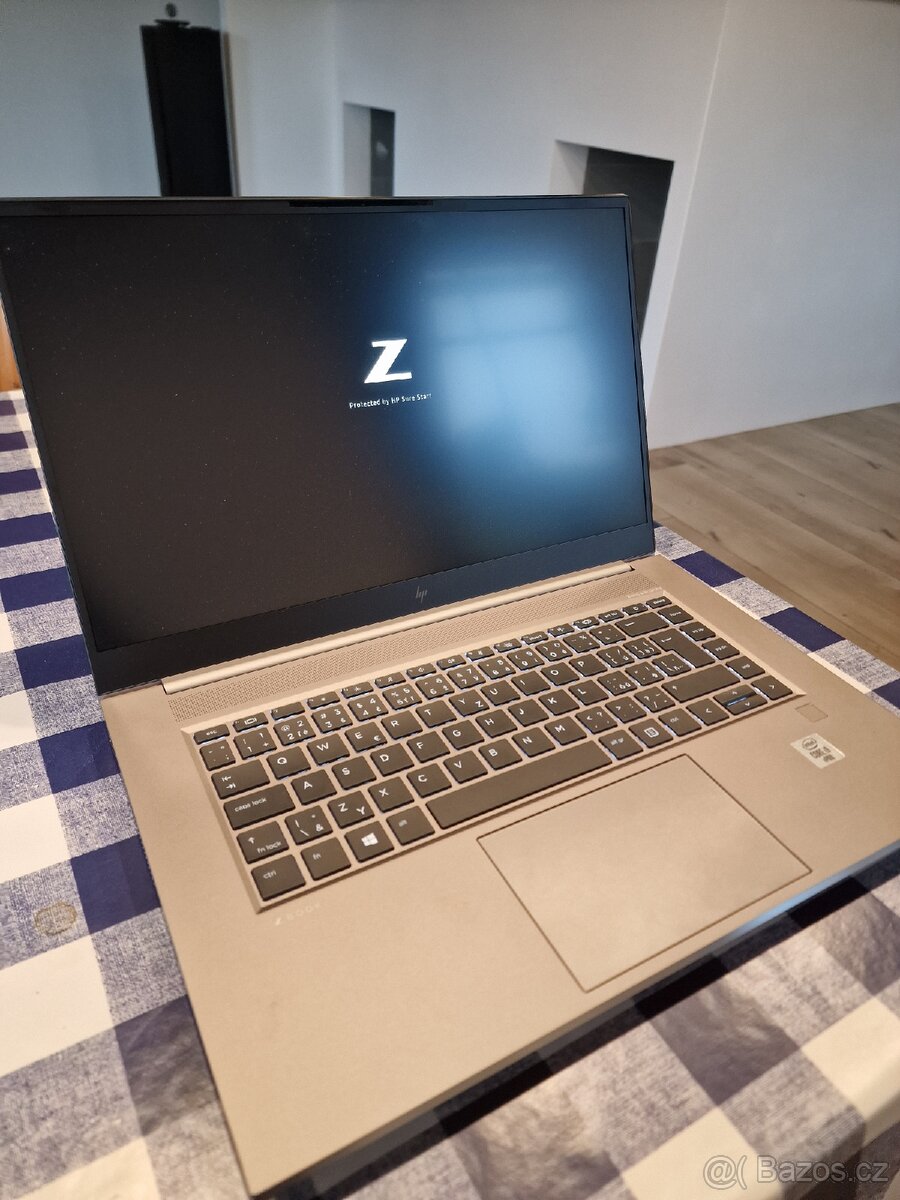 HP ZBook Studio G7 Intel i9 32GB 1TB STAV NOVÝ