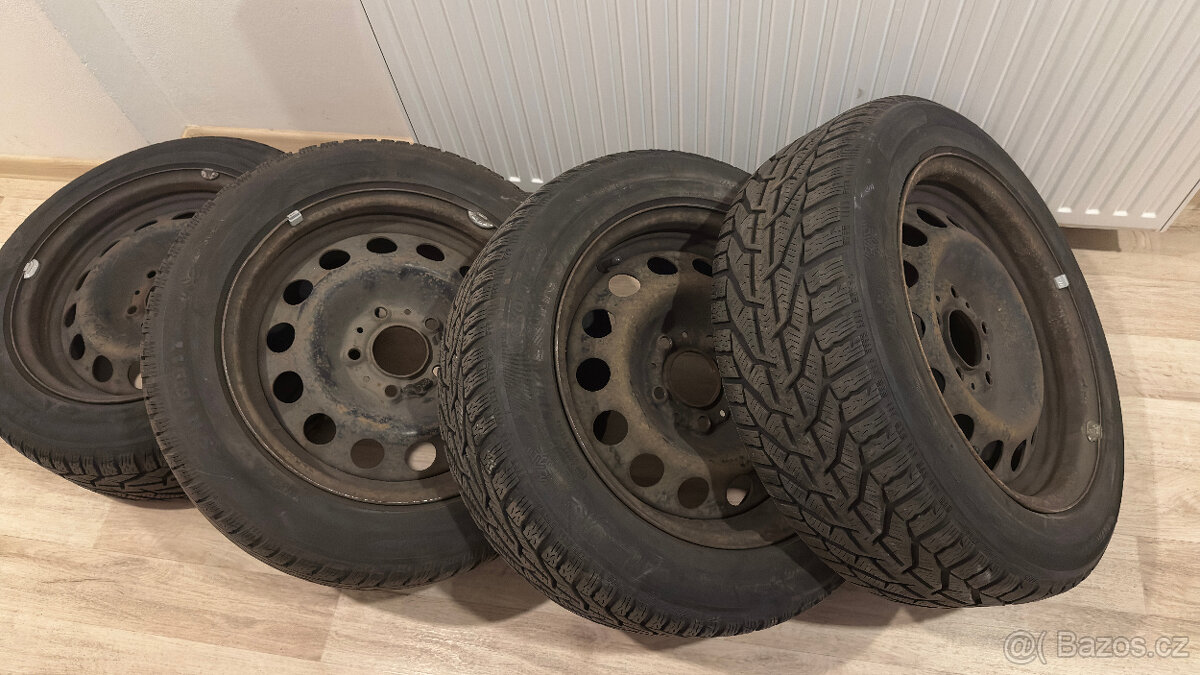 Sada kol BMW 16" - zimní pneu 205/55 R16