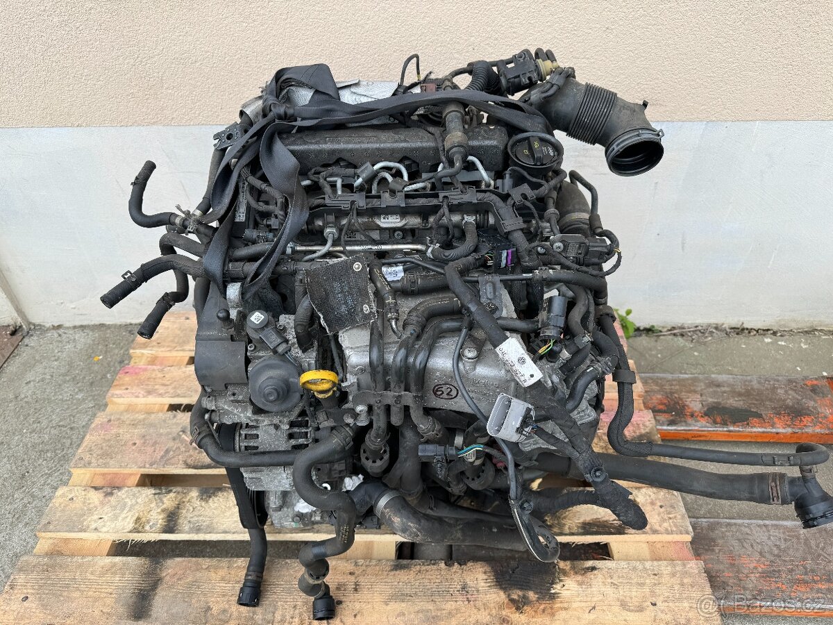 Kompletní motor 1,6 TDI CLHA Škoda Octavia III