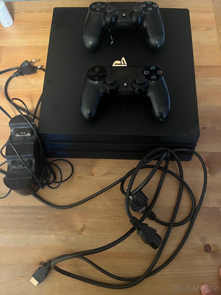 PlayStation 4 pro 1tb