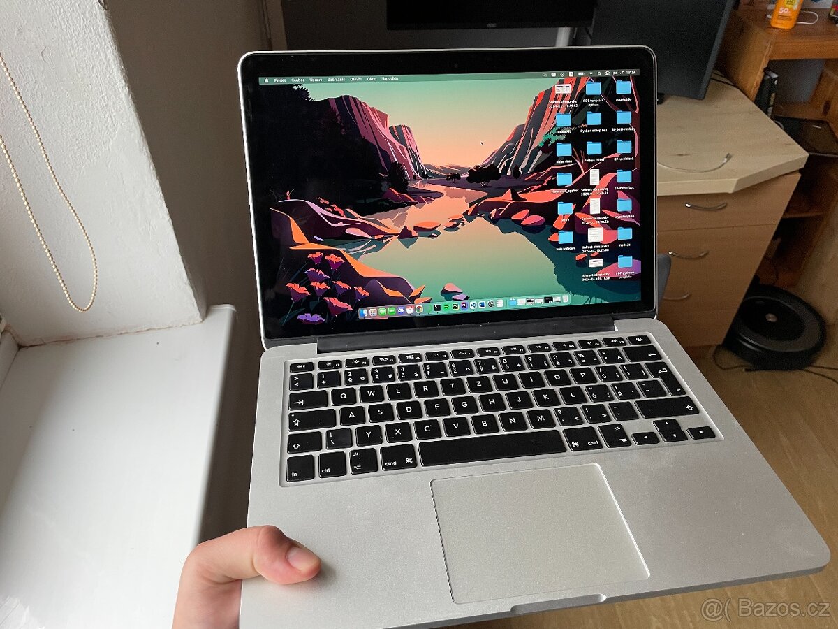 MacBook Pro 2015 i5|16gb ram|256gb ssd