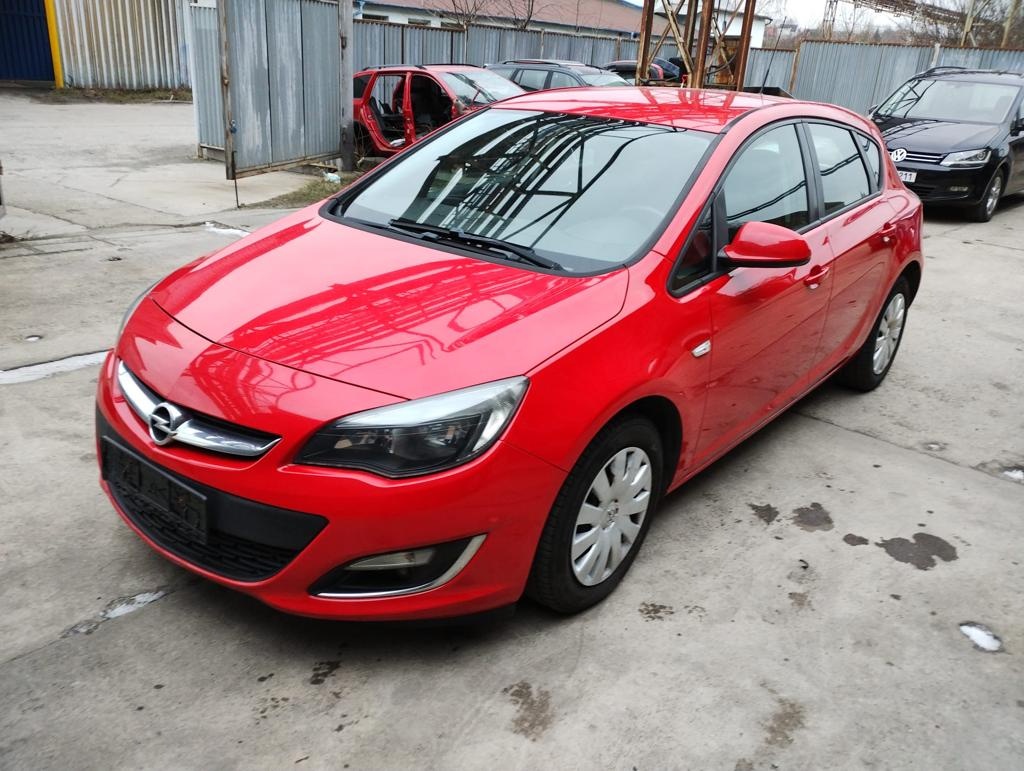 Opel Astra J 1.7 cdti  r.v 2013