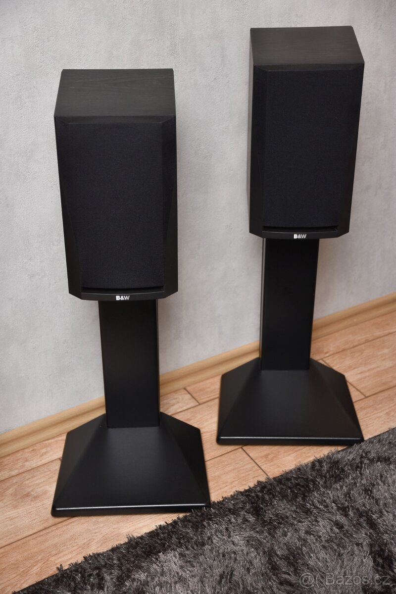 Bowers & Wilkins DM 302