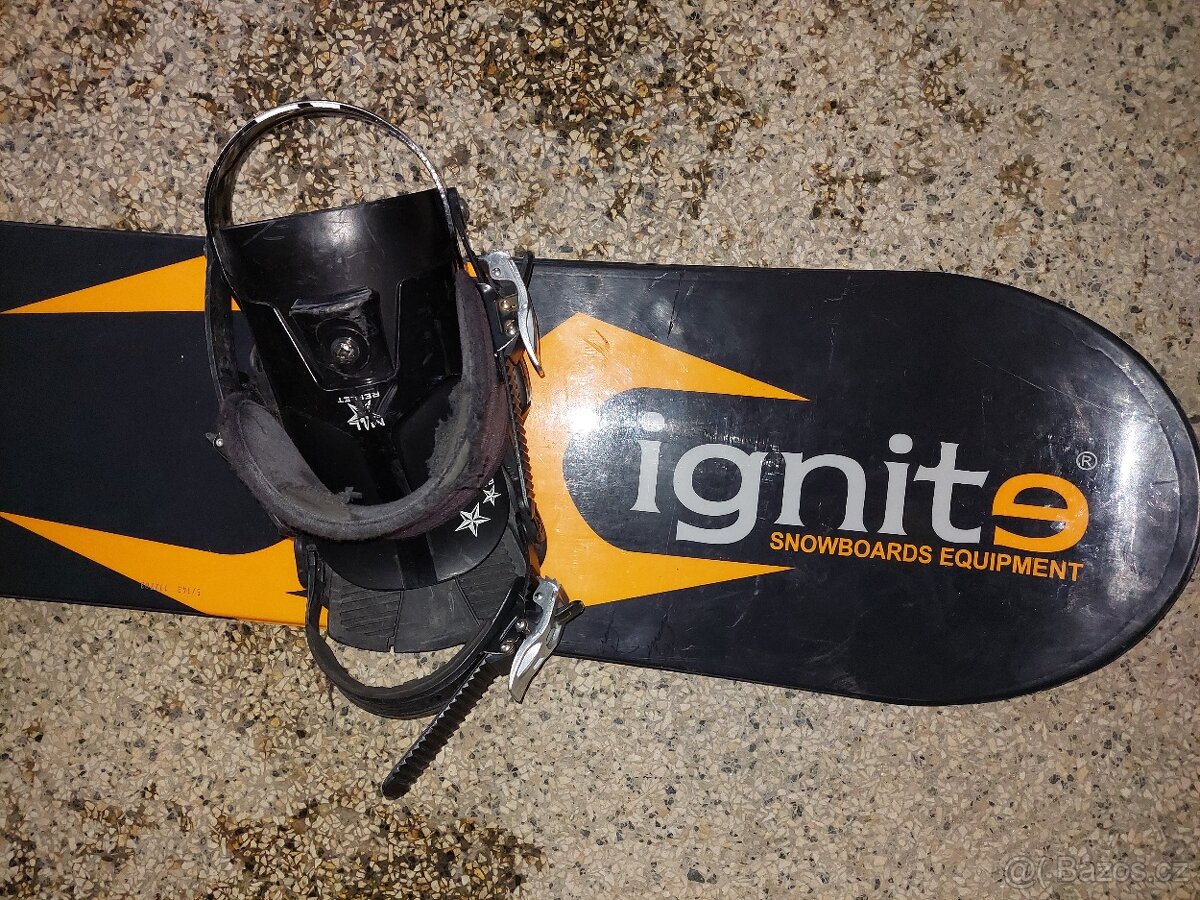 Snowboard Ignite 143 cm s vázáním