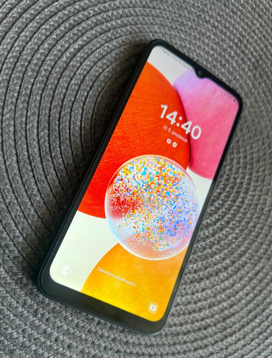 Prodám mobilní telefon Samsung Galaxy A14 4GB/64GB černá ver