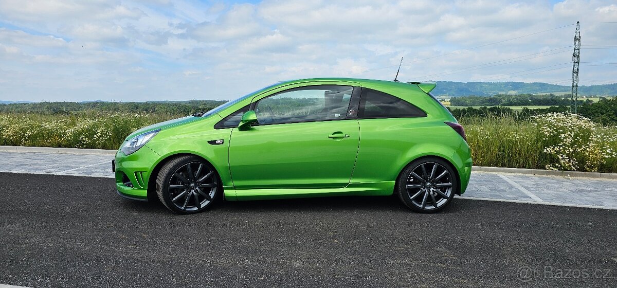 OPEL CORSA OPC NÜRBURGRING EDITION