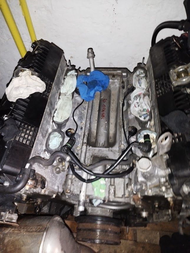 motor N62b48, najeto 250 000km,