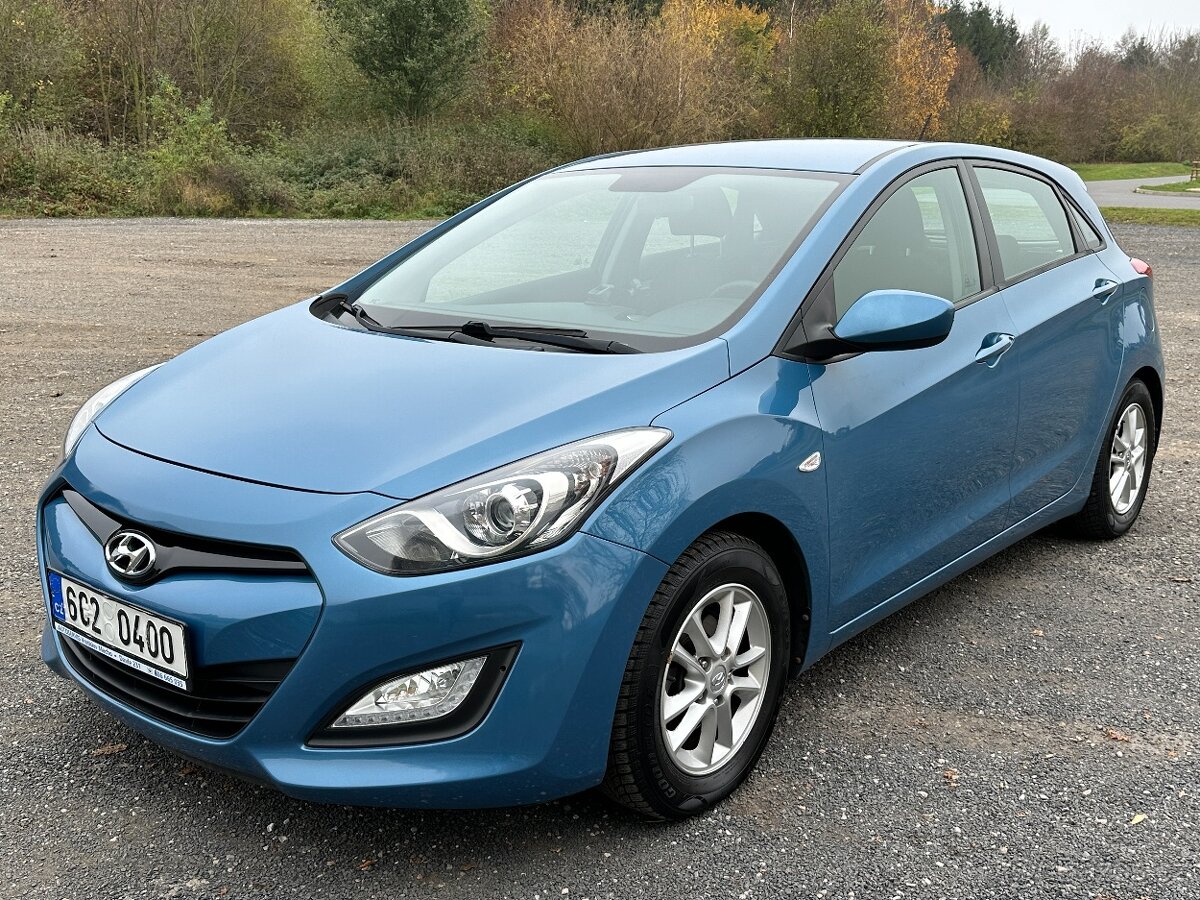 Hyundai i30,1,4i 73Kw ČR