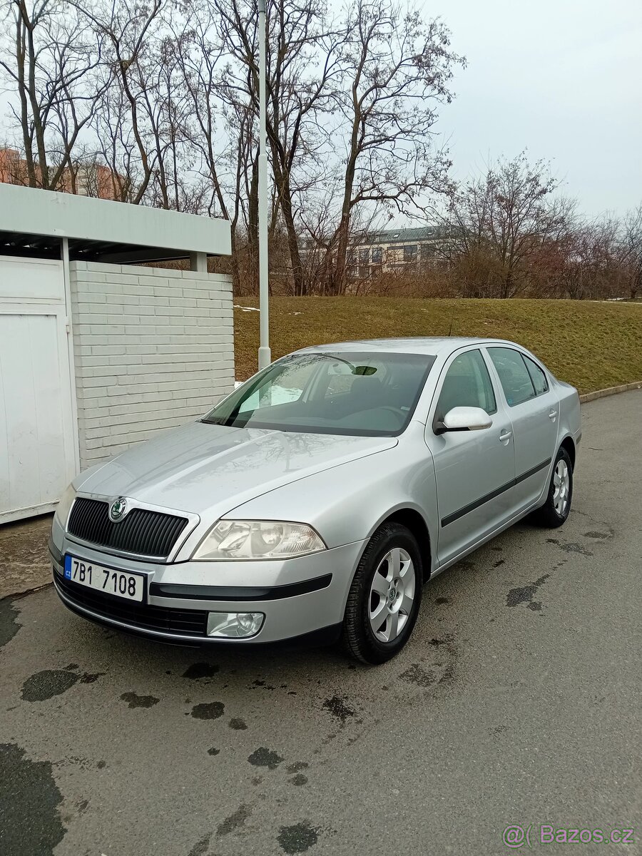 Škoda Octavia II 1.9TDi 77KW+serviska+ELEGANCE+GARÁŽOVANÉ