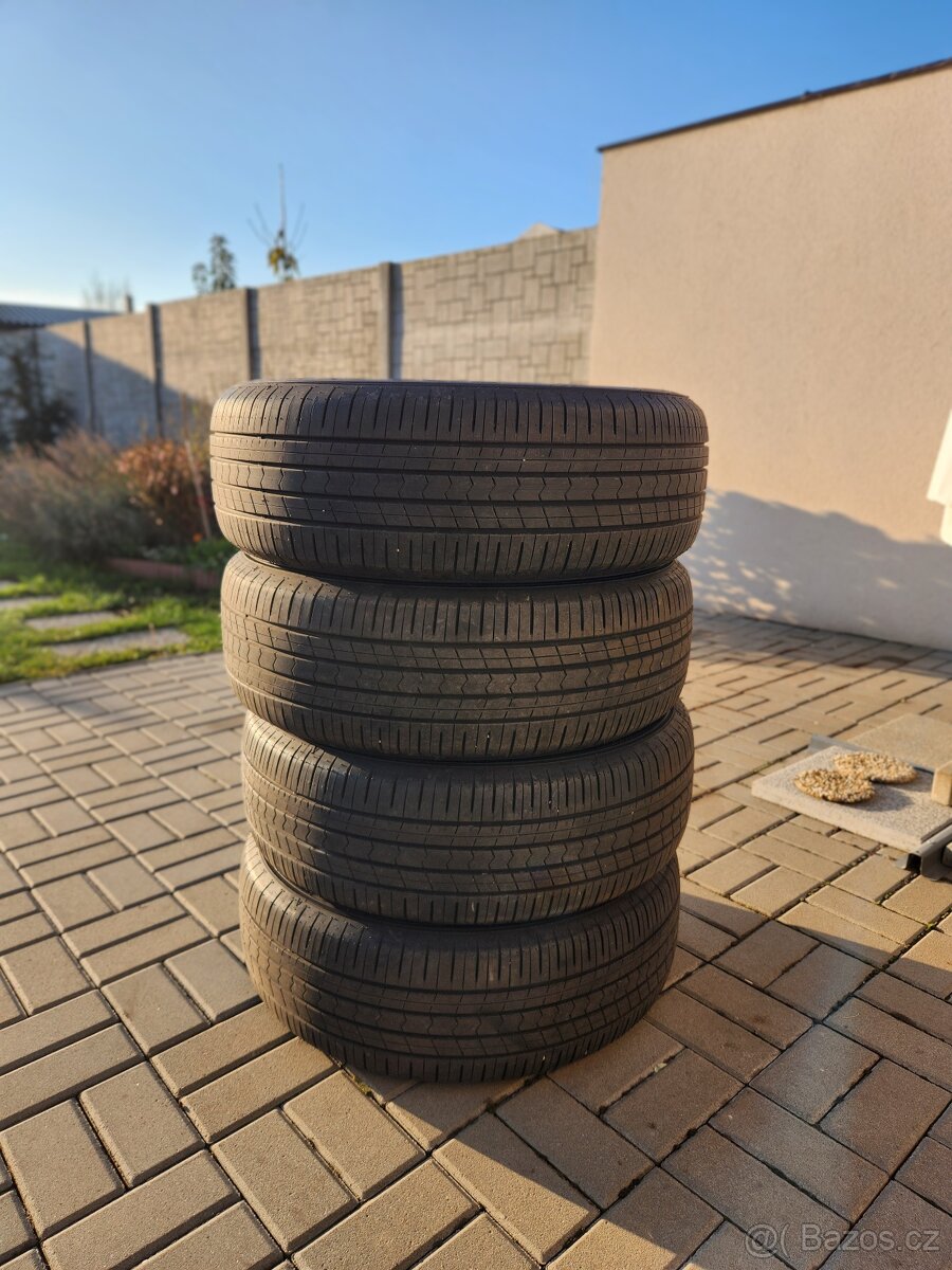 235/60 R18 103H letní pneu