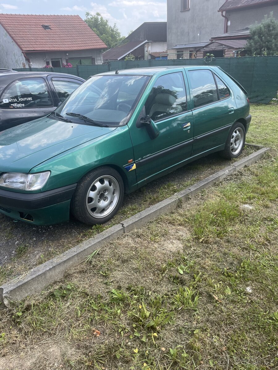 Peugeot 306