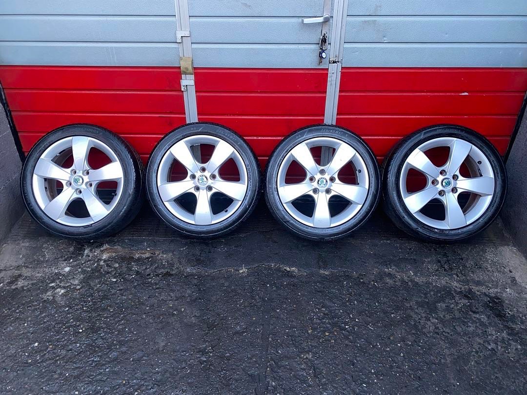 Original ALU kola Škoda Pegasus 17" 7J ET54 + 225/45/R17