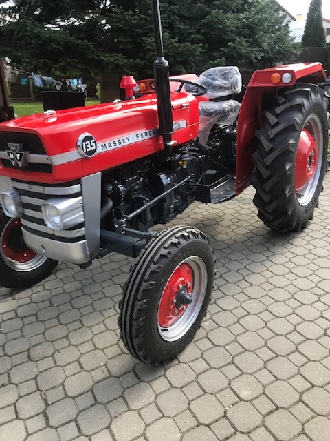 Traktor Massey Ferguson 135