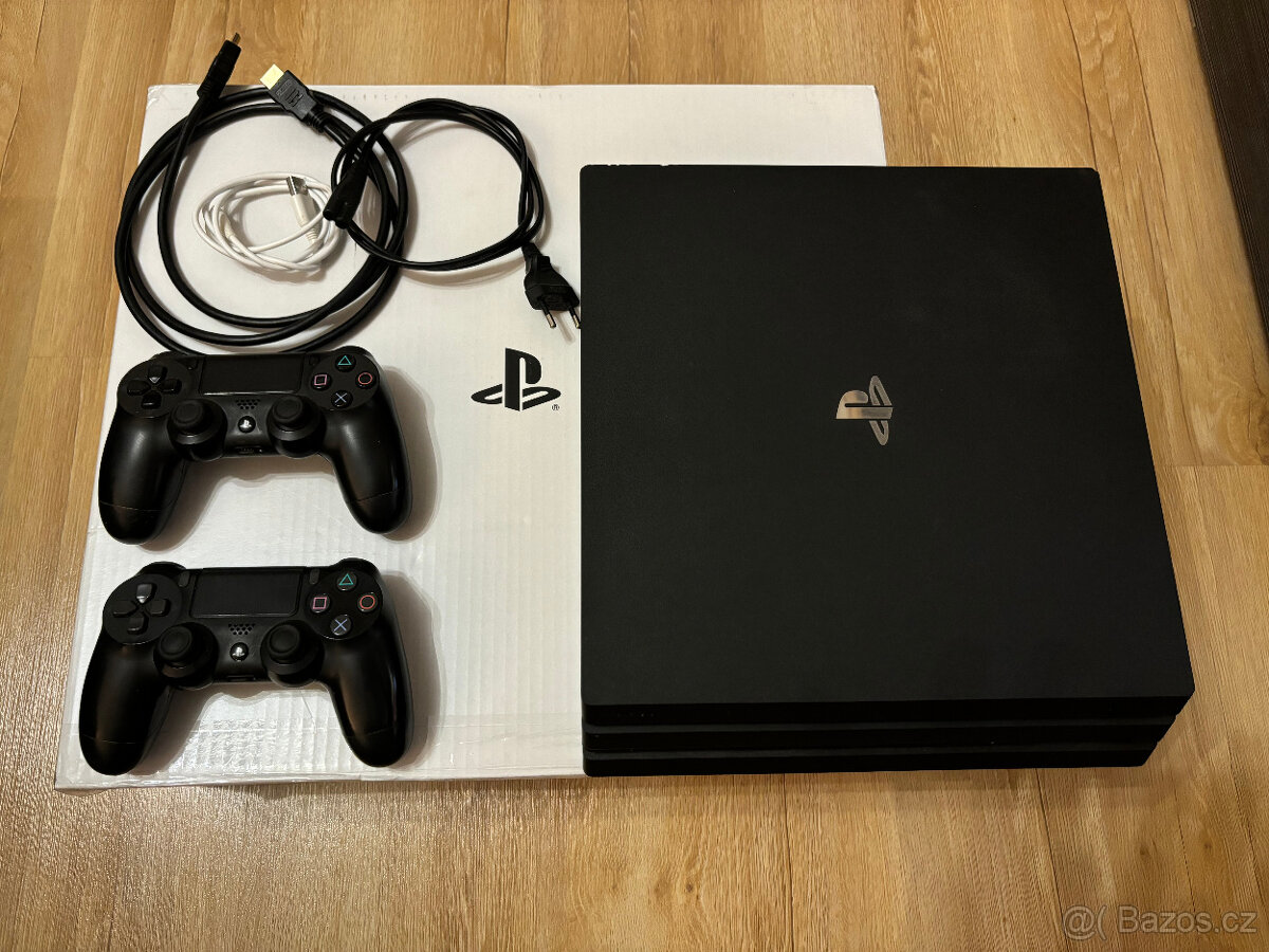 Playstation 4 PRO - PS4 PRO 1 TB + 2 ovladače