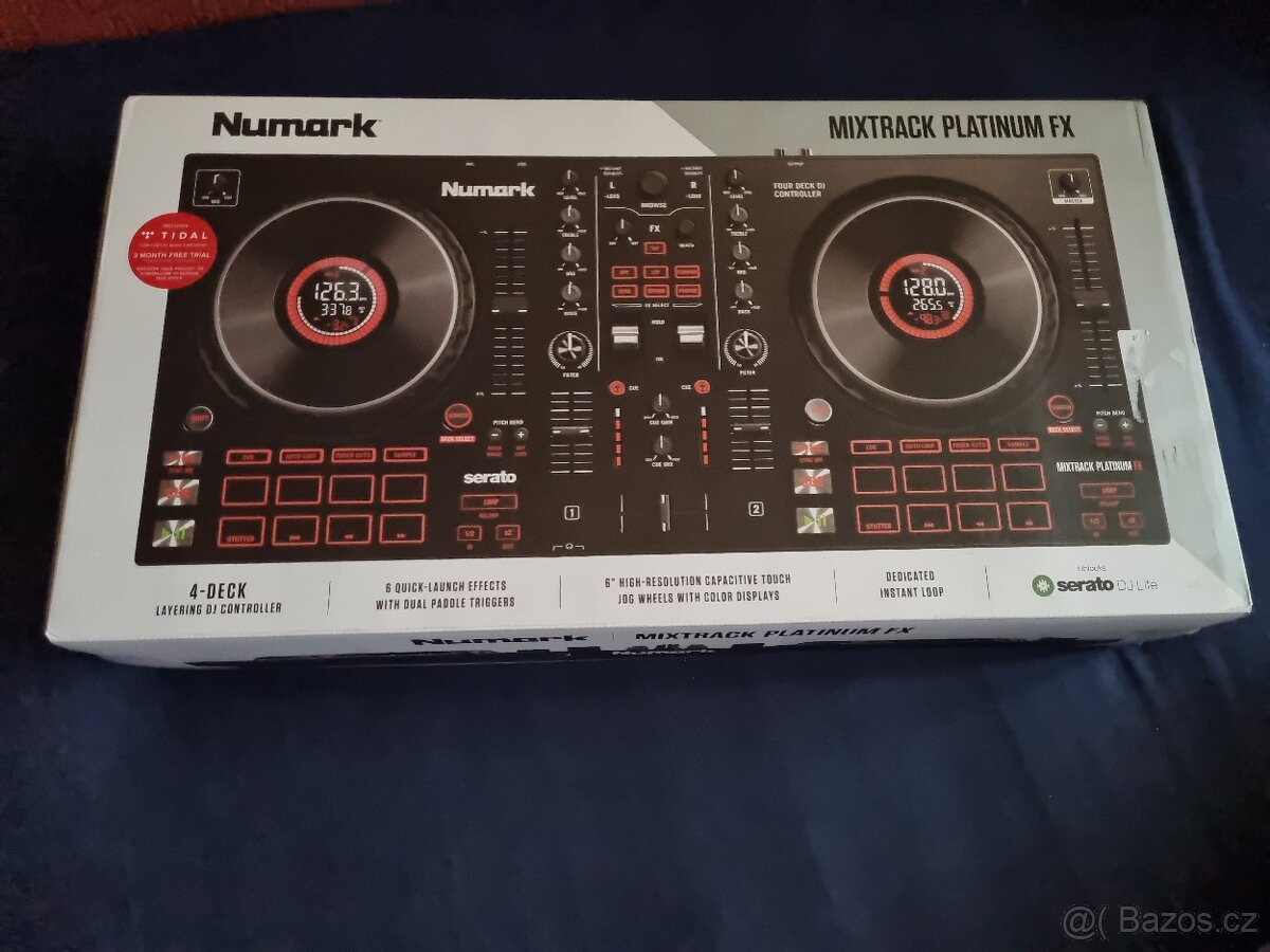 Numark Mixtrack Platinum FX