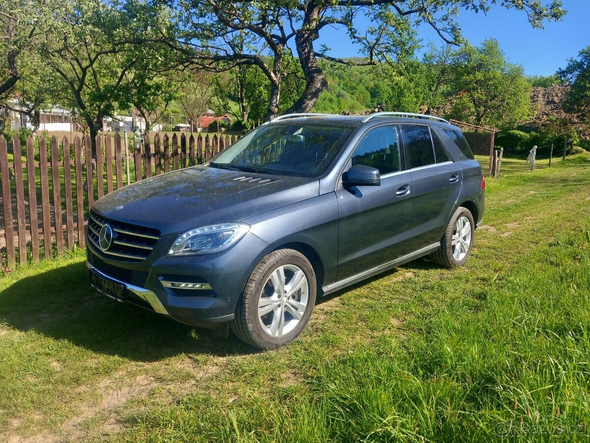 Mercedes benz ML350d  W166