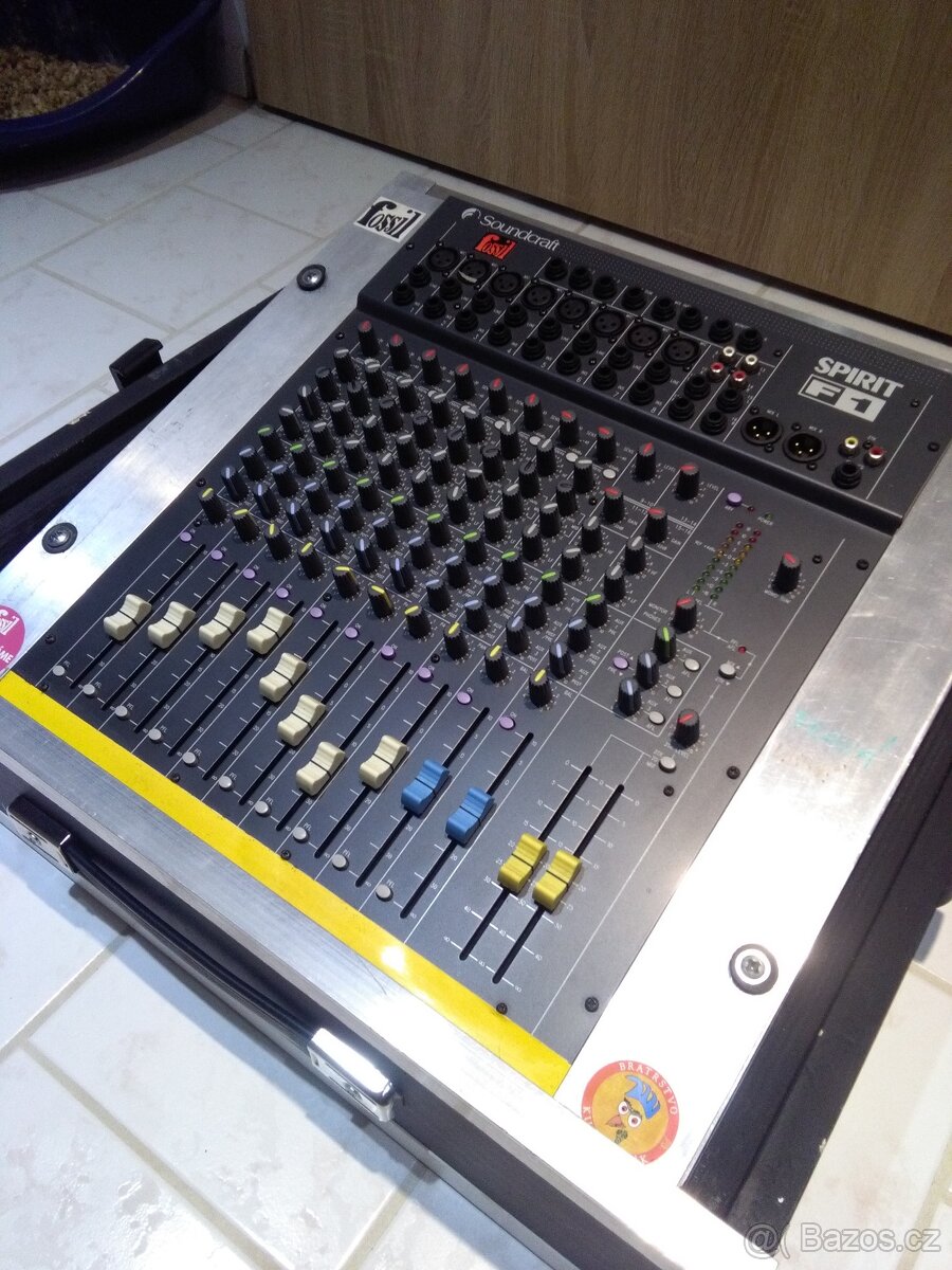 Soundcraft Spirit folio F1