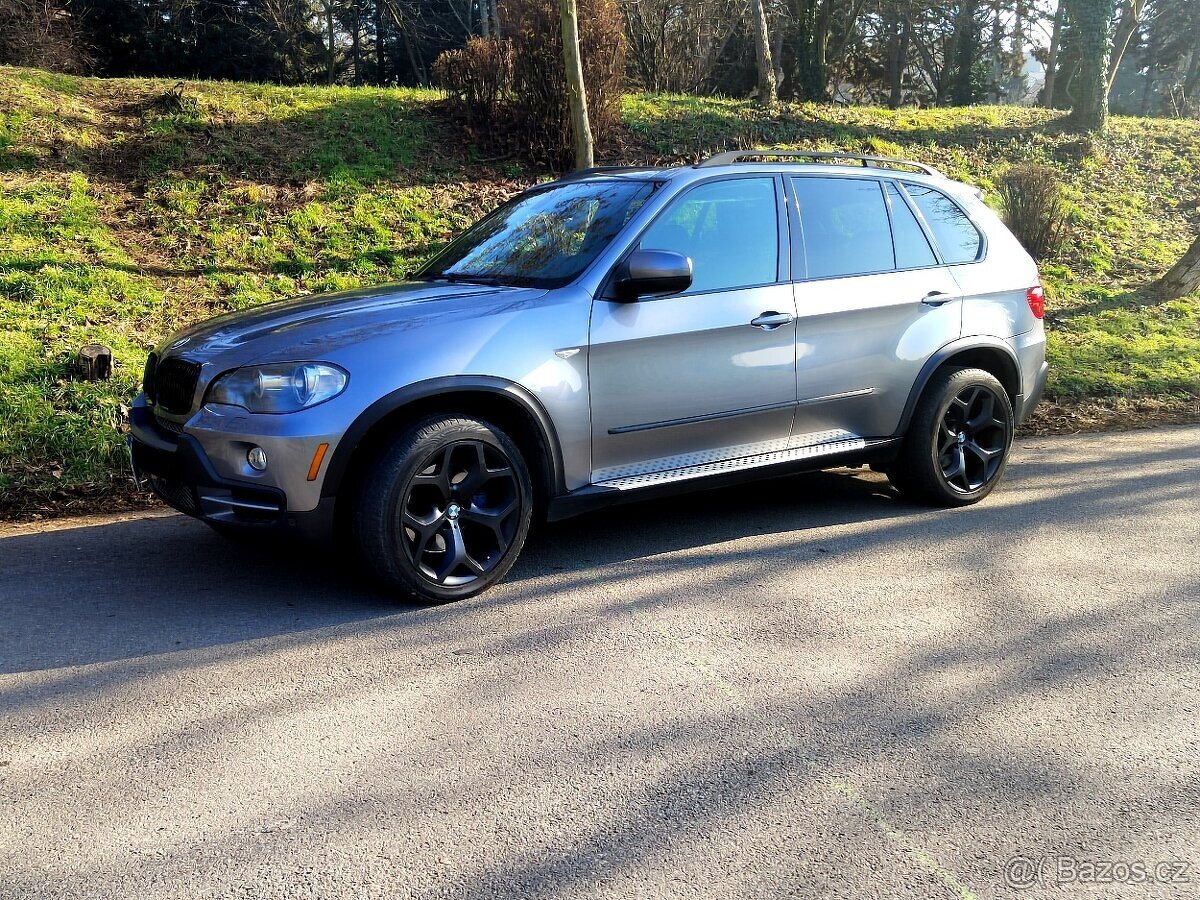 BMW X5 E70 261kw 4.8i 7 míst