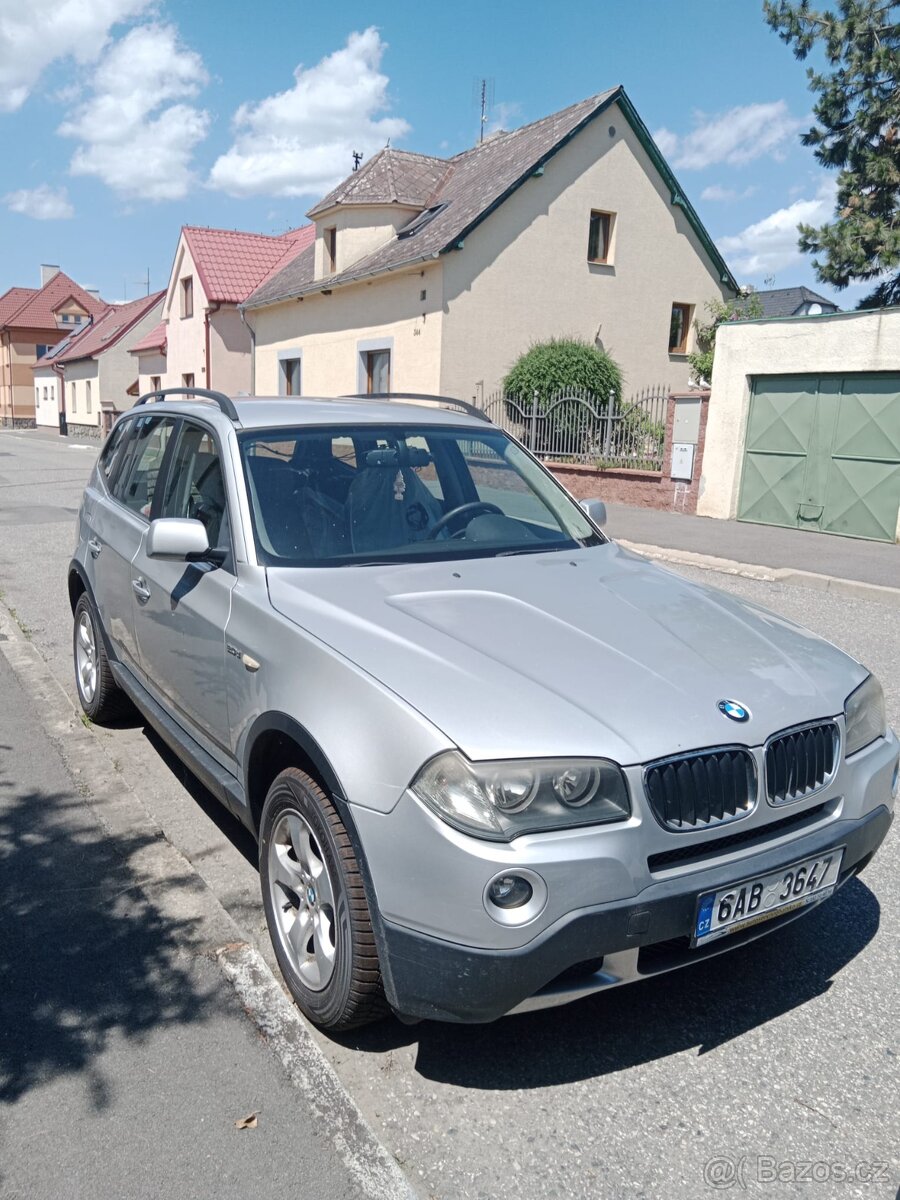 BMW X3 2.0d  Na náhradní díly