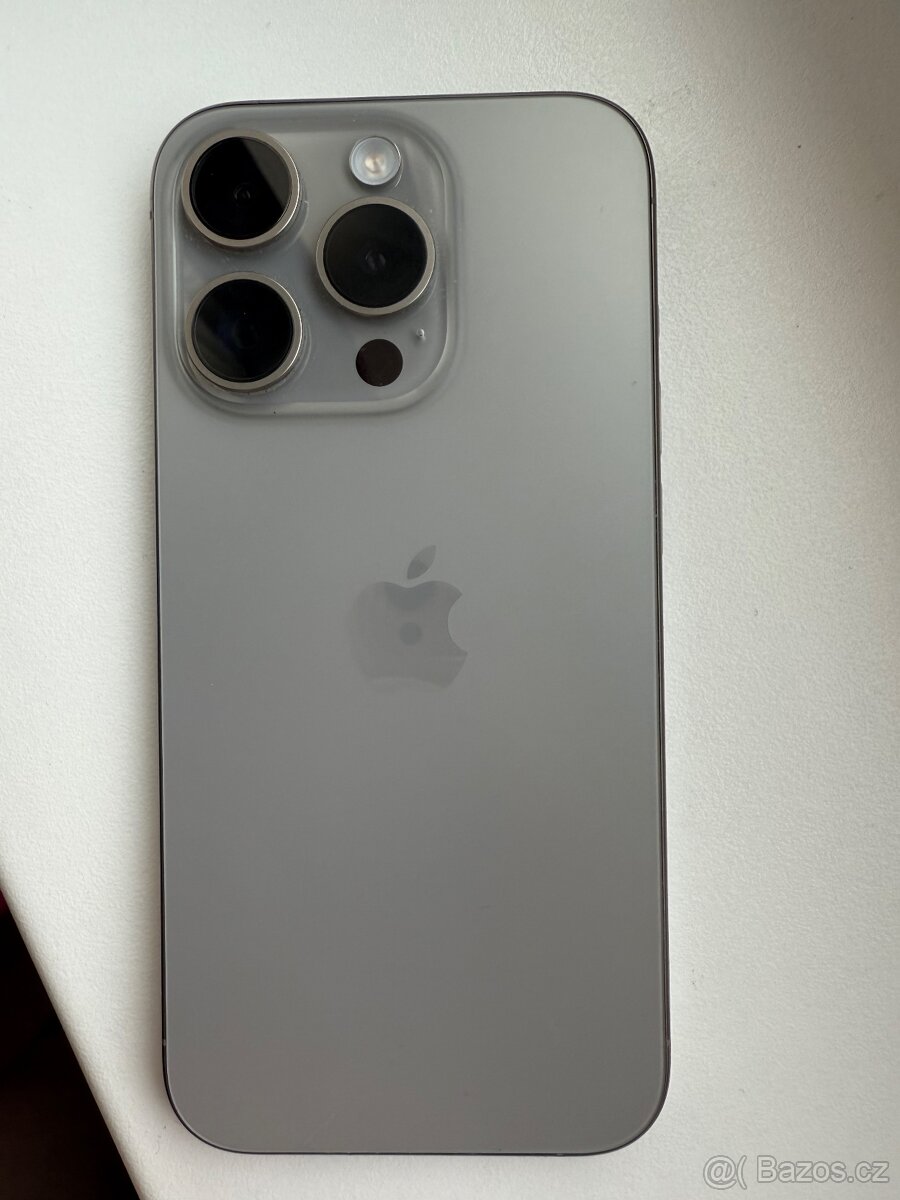 iPhone 15 pro 128gb Přírodní titan