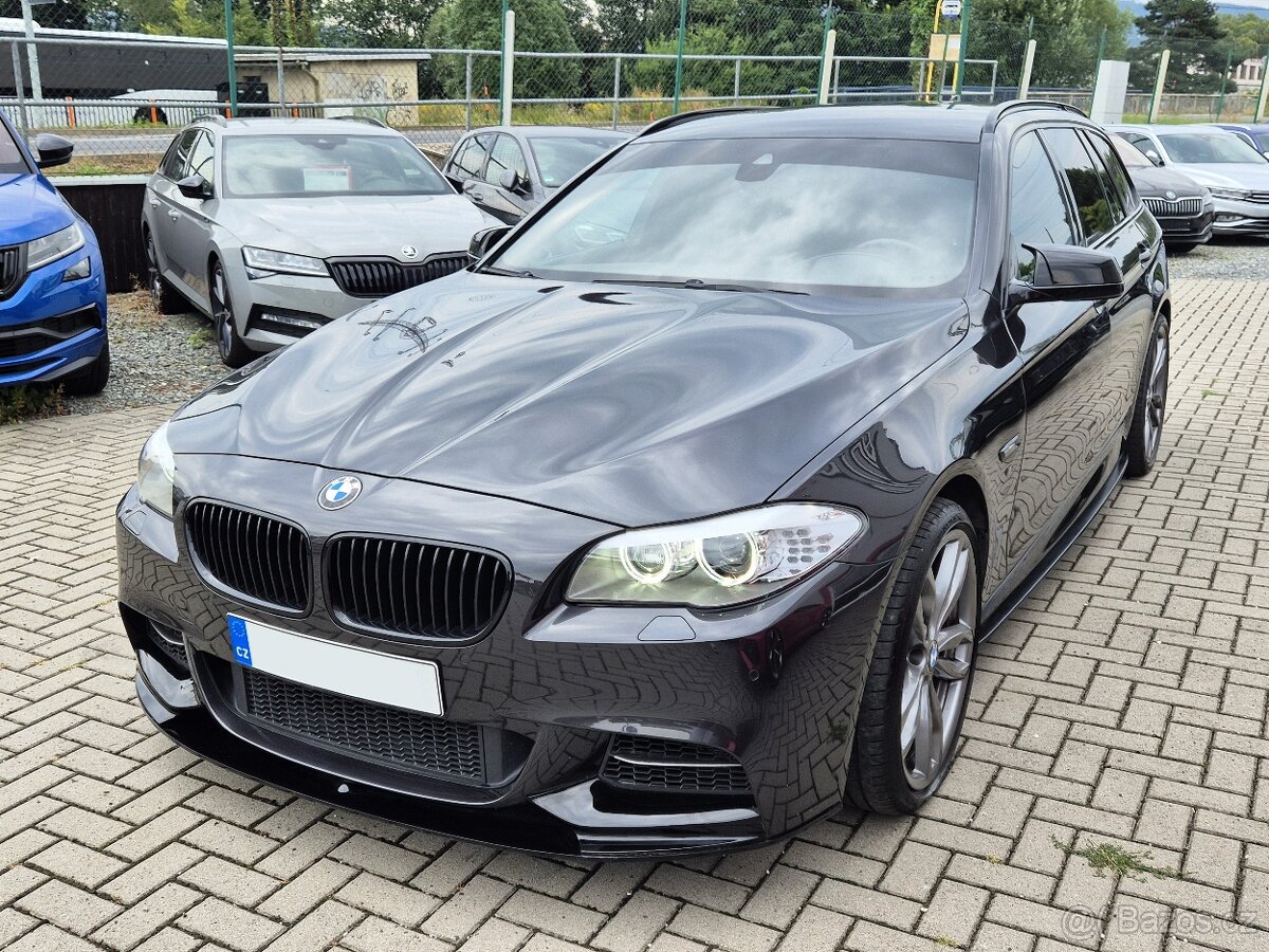 BMW M550d F11 xDrive XENON KAMERA TAŽNÉ